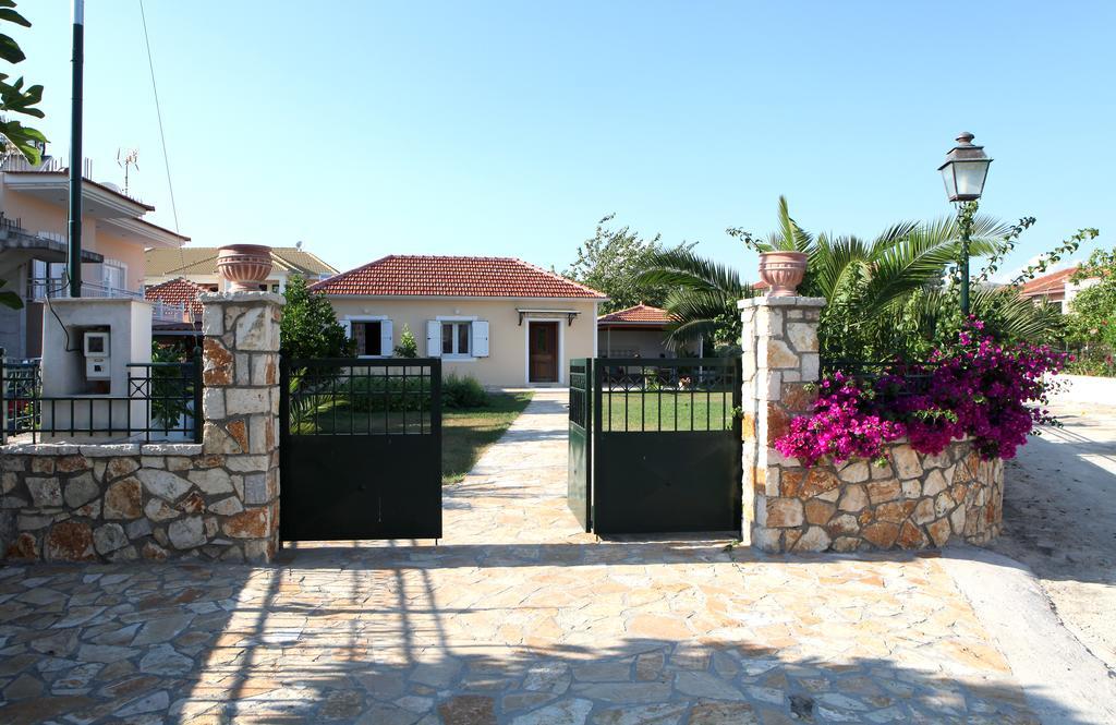 Splantza Apartments Ammoudia Extérieur photo